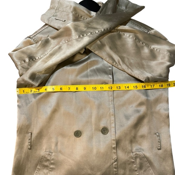 Calvin Klein Champagne Satin Trench Style Jacket XS - Picture 9 of 10